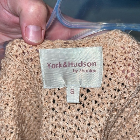 NWT York & Hudson Ladies Sweater Tank Size Small - Picture 2 of 6